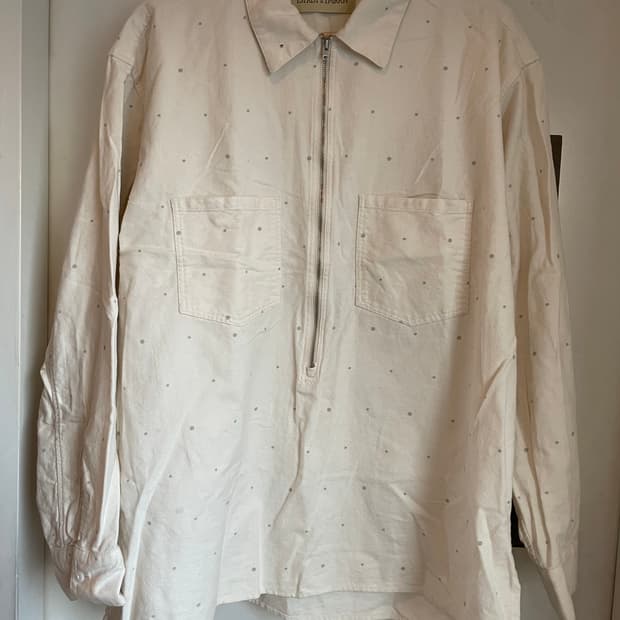 ystrdy’s tmrrw 예스터데이투모로우 하프집업