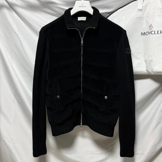 [S+급/M] 23FW 몽클레어 니트패딩 벨벳 집업 블랙