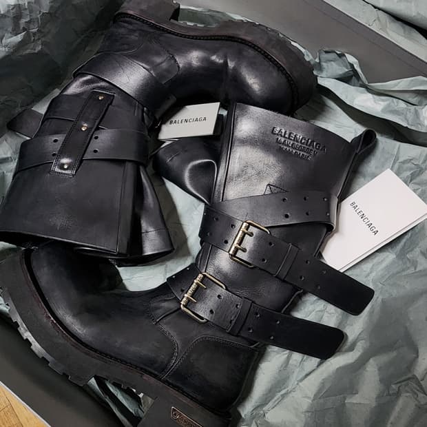 발렌시아가 베놈 하이 부츠 43 사이즈