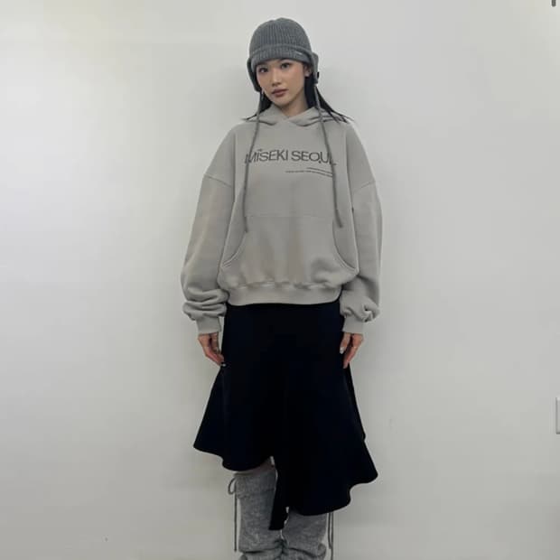 미세키서울 Logo sweat hoodie GREY