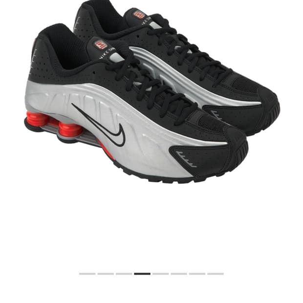 나이키 샥스 R4 메탈릭 실버 레드