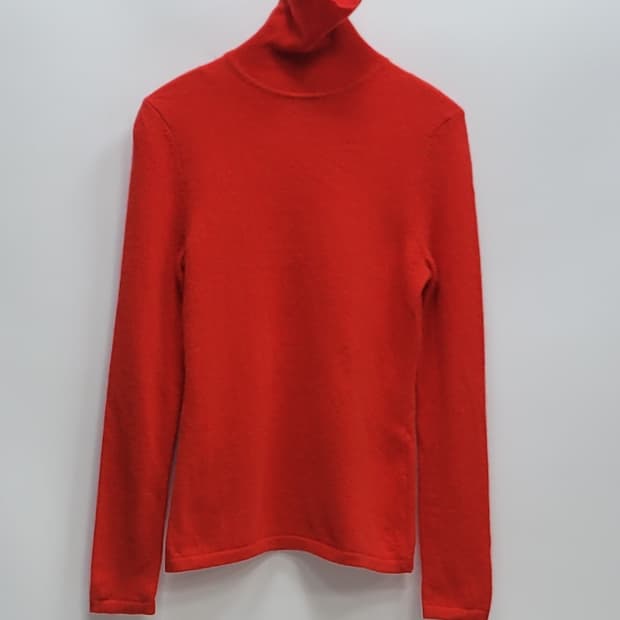 로드앤테일러 캐시미어100% 터틀넥 니트 / 여 XS 레드
