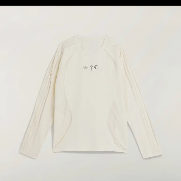 아디다스 떠그 클럽 롱슬리브 크림 M팝니다 새상품