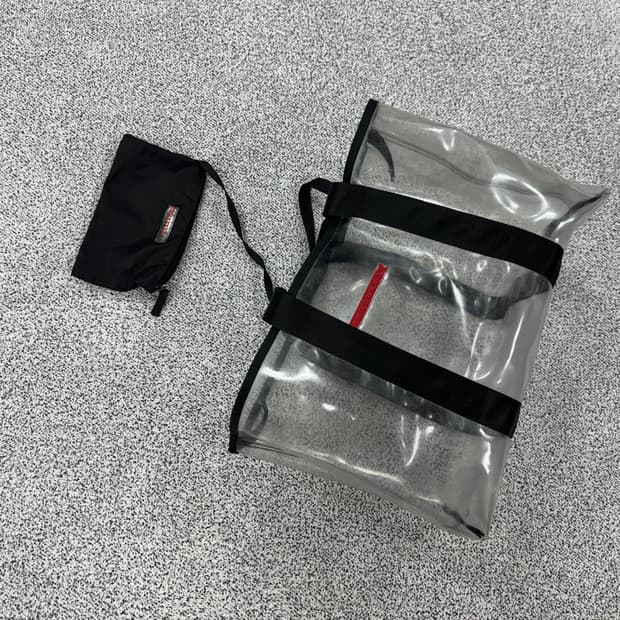 프라다 PVC 클리어 숄더겸 토트 쇼퍼백