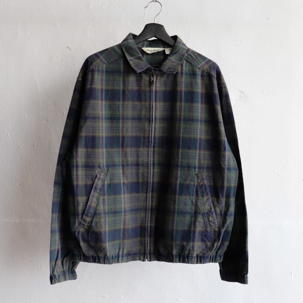 EDDIE BAUER