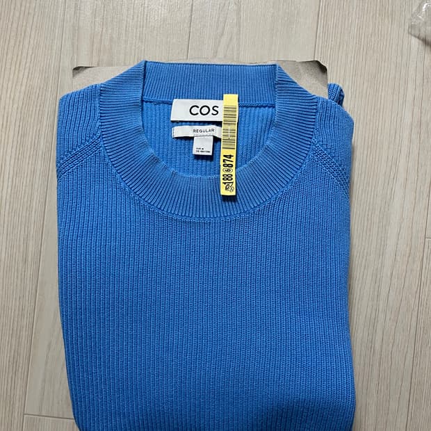 [COS] 코튼 100% 니트_라이트블루 컬러 _ M size