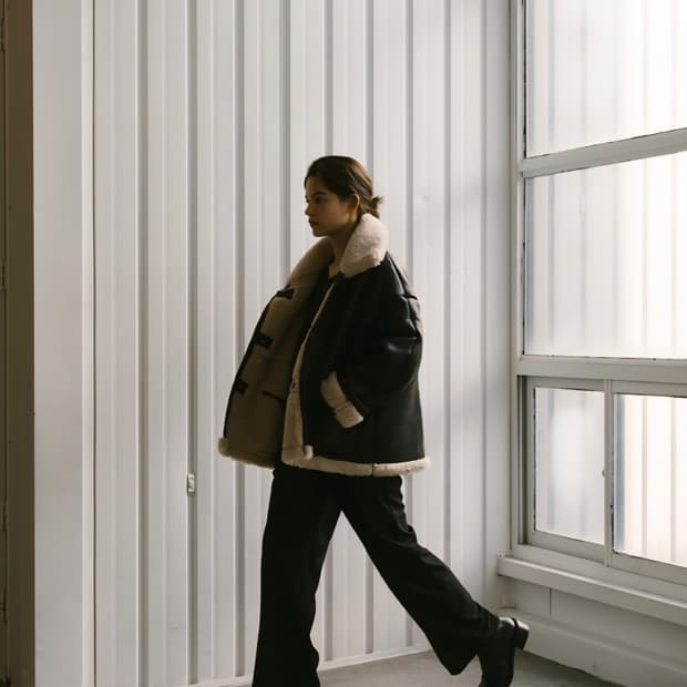 라미네즈 리버시블 무스탕