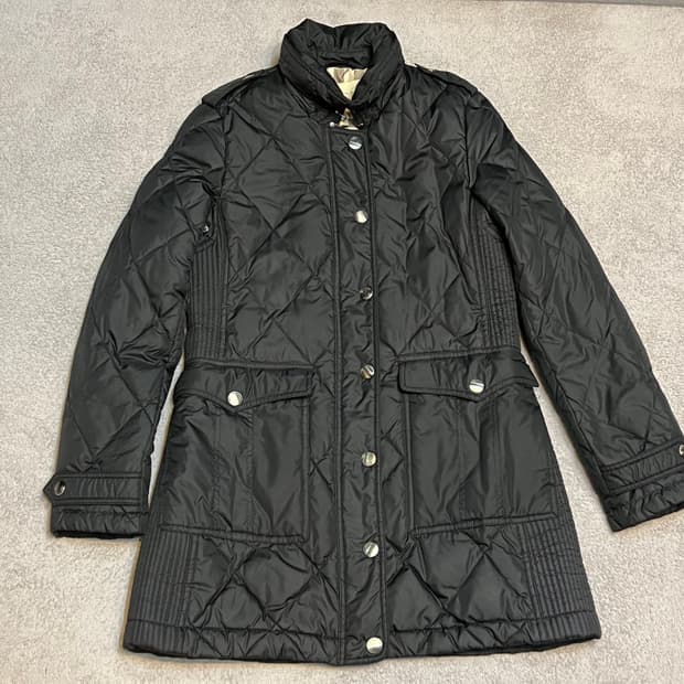 버버리 브릿 블랙 퀼팅 하프 롱패딩 s/p 