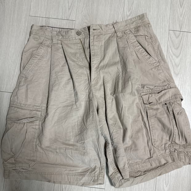 베이지 버뮤다 카고팬츠 