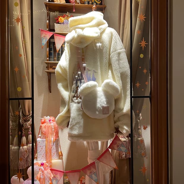 도쿄 디즈니랜드 40주년기념한정 아이보리 후드 후리스 새상품