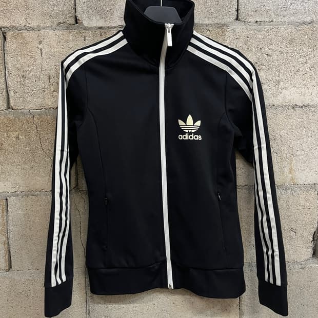 아디다스 블랙 트랙 탑 져지