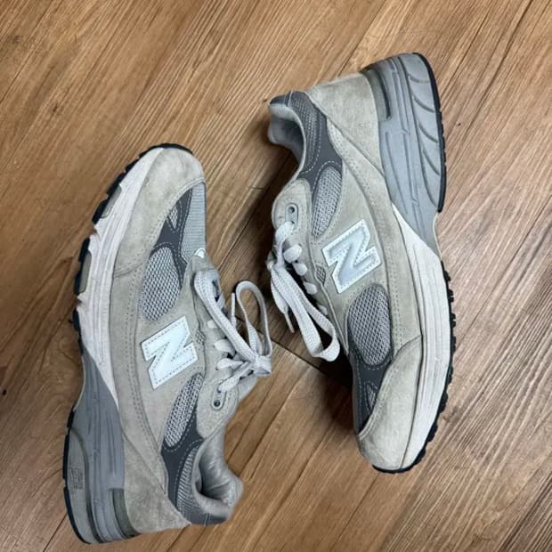 뉴발란스 993 메이드 인 USA 그레이