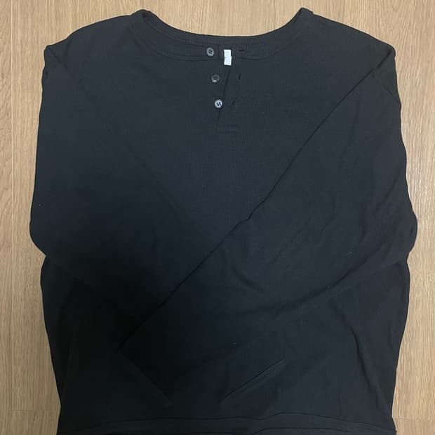 노운 와플 헨리넥 블랙