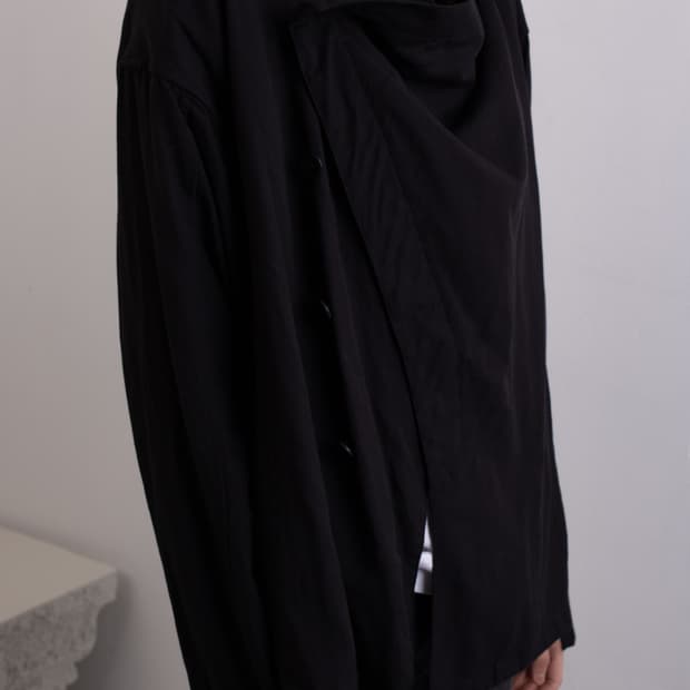 JULIUS COWL NECK ASYMMETRIC JACKET