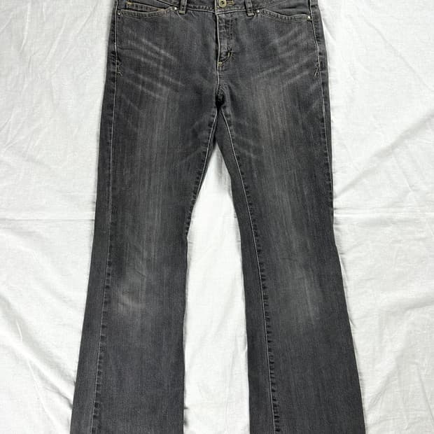 ALPHA CUBIC 부츠컷 데님 팬츠