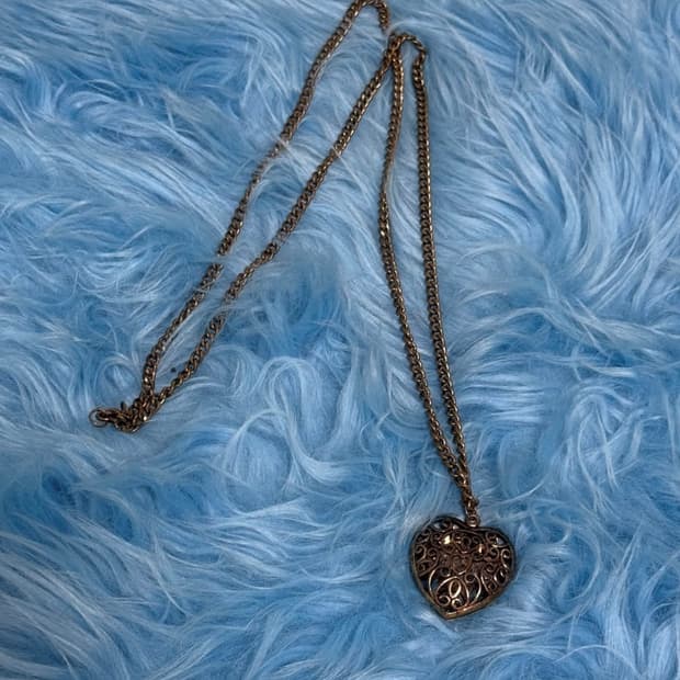 빈티지 하트 넥클레스