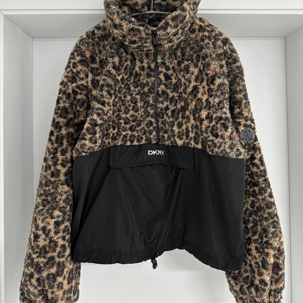 [DKNY] 여성 레오파드 하프집업