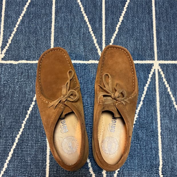 클락스 왈라비 260