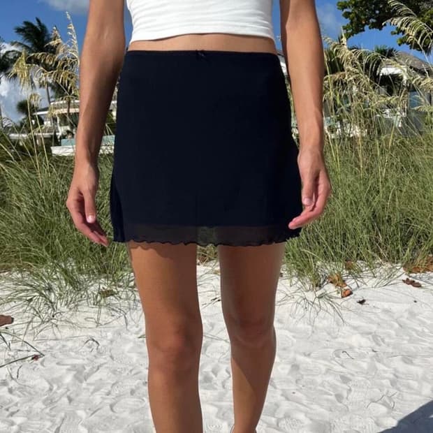 Brandy Melville Navy Mini skirt