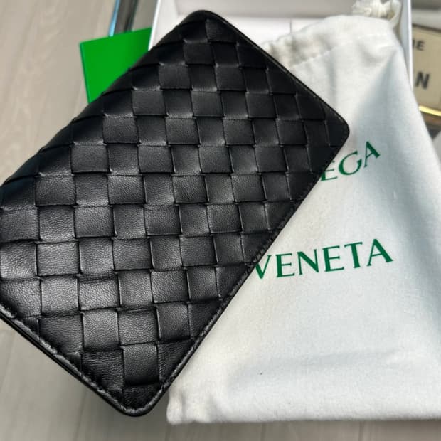 BOTTEGA VENETA 장지갑