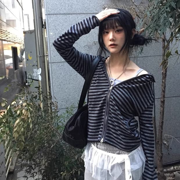 투웨이 스트라이프 후드 집업