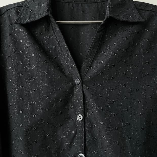 black flower needlework shirt