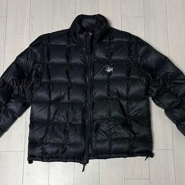 스투시 미드웨이트 퍼퍼 블랙