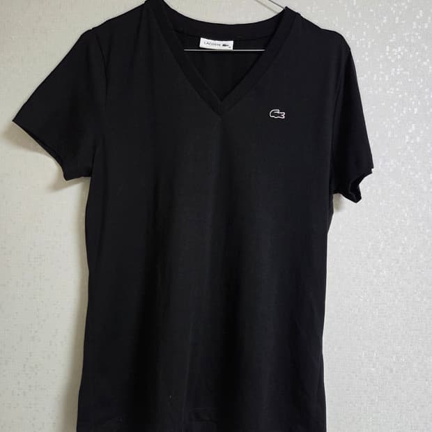 라코스테 브이넥반팔티셔츠
