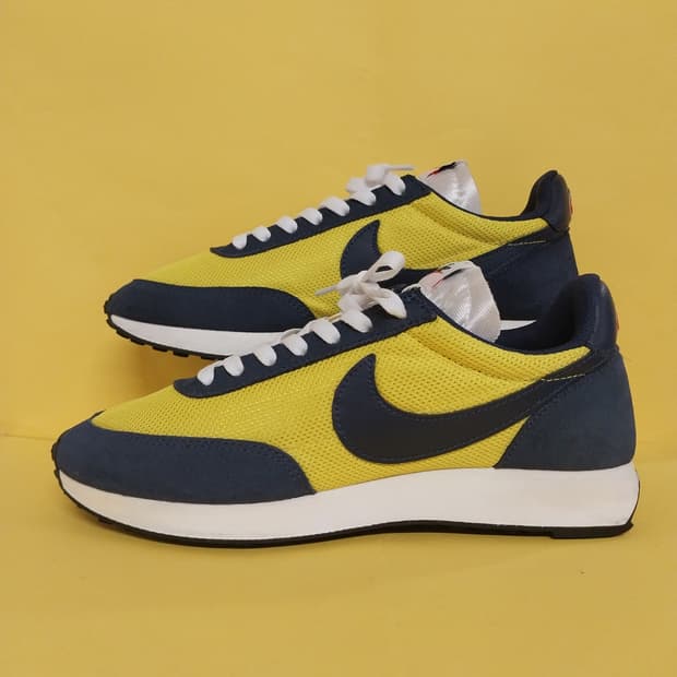 남성 나이키 에어 테일윈드79 옵시디언  운동화 (260)