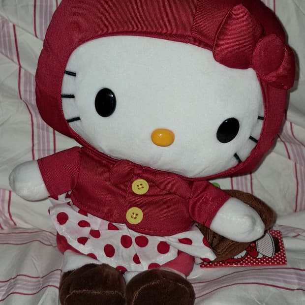 고전 빨간망토 키티 S