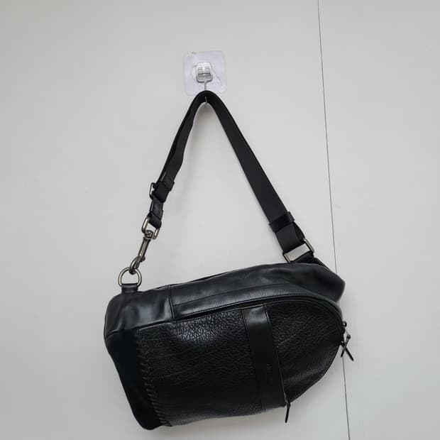 COACH 코치 가죽 크로스백 숄더백