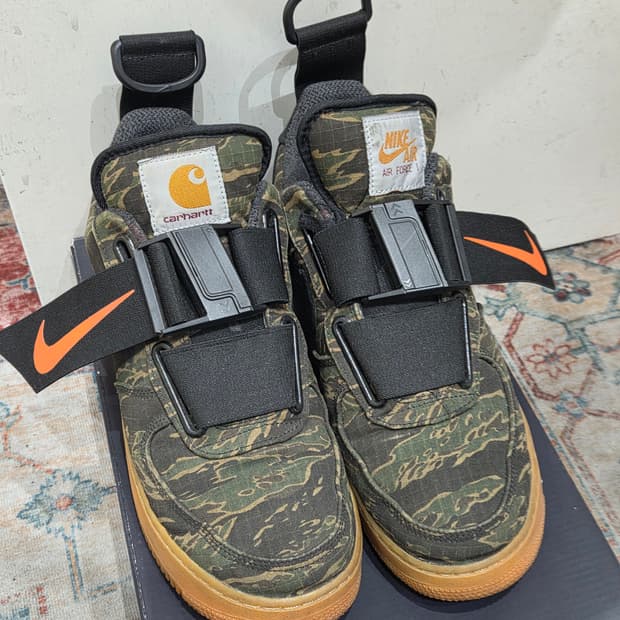 나이키 x 칼하트 에어포스1