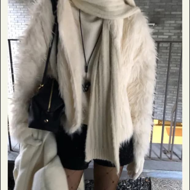 714center 예티 퍼가디건 