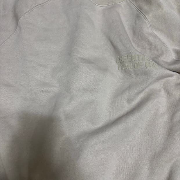 에센셜 피어오브갓 맨투맨