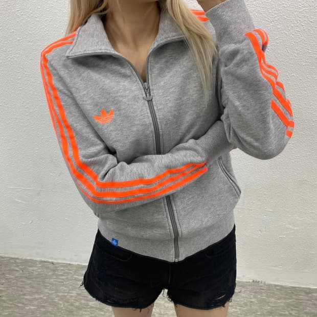 아디다스 여성 오렌지라인 그레이 코튼트랙탑 100