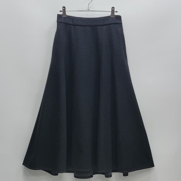 끌로디 피에로 23FW 플레어 스커트 / 여 61-86 블랙
