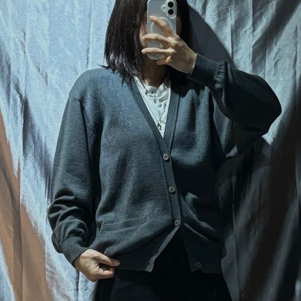 L YSL 입생로랑 에스닉 패턴 그레이 가디건