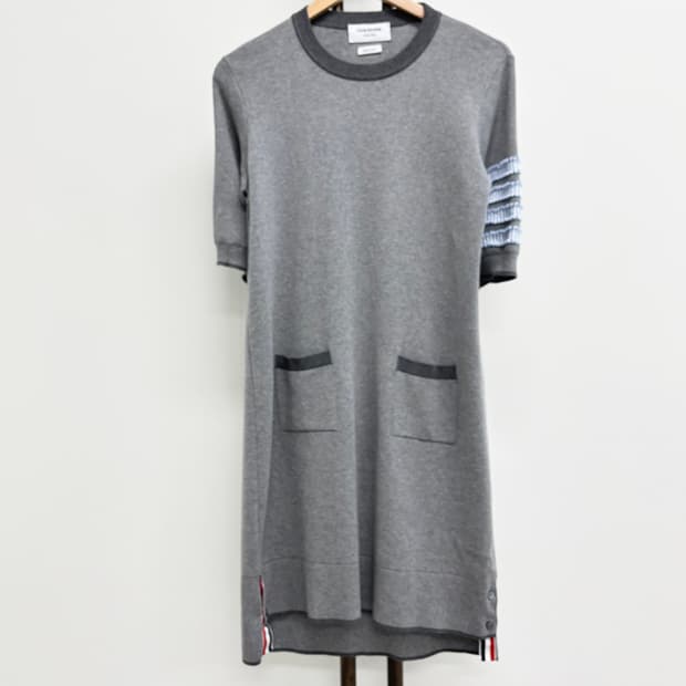 [42]톰브라운 사선완장 원피스