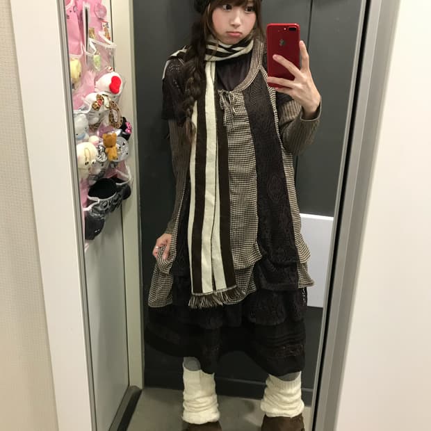 브라운 체크 모카무스 울코트 모리걸 코디세트