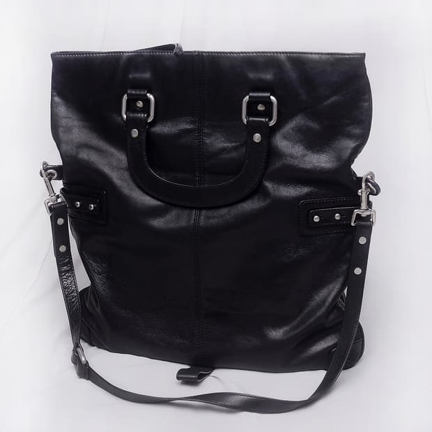 클럽 모나코 x 스누피 가죽 스퀘어 폴드오버 2웨이 빅토트.숄더백