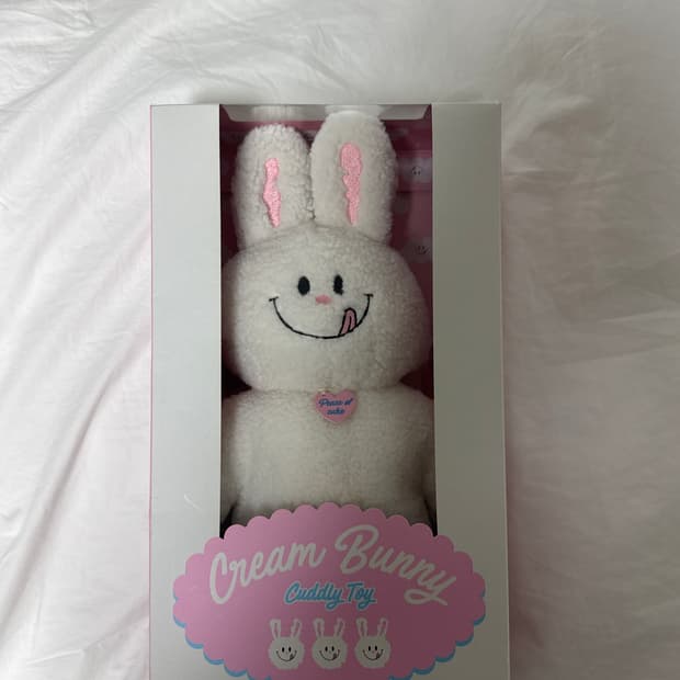 [새상품] 노티드 크림 버니