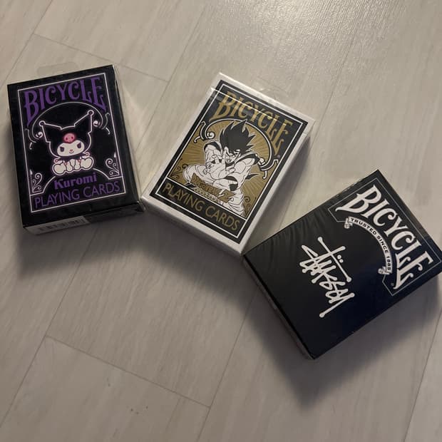 스투시 드래곤볼 쿠로미 바이시클 카드 새상품