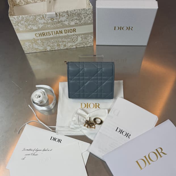 [리오브] 디올 레이디 디올 까나쥬 미니 반지갑