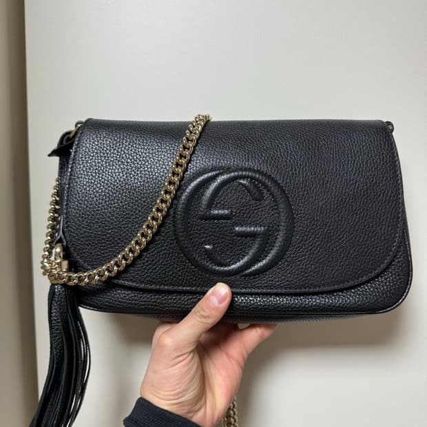 구찌 소호 태슬 체인 크로스백