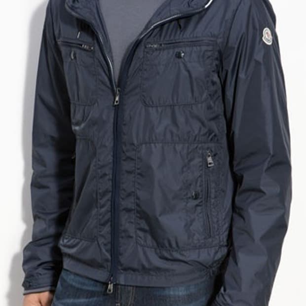 몽클레어 네이비 바람막이