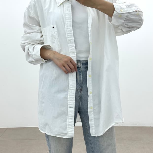 타미힐피거 화이트셔츠