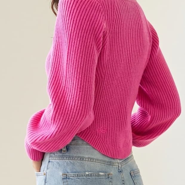 어반드레스 스퀘어라운드 핑크벌룬 골지니트