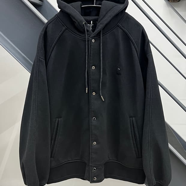 지오 송지오 셈블런스 후드 바시티 자켓 / 블랙