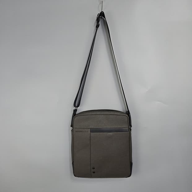 샘소나이트 레드 아다지오 크로스백 브라운