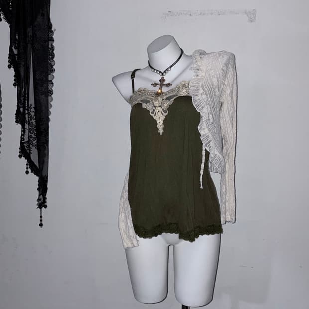 Rare) 페어리그런지 카키 오리엔탈 문양 레이스 나시 